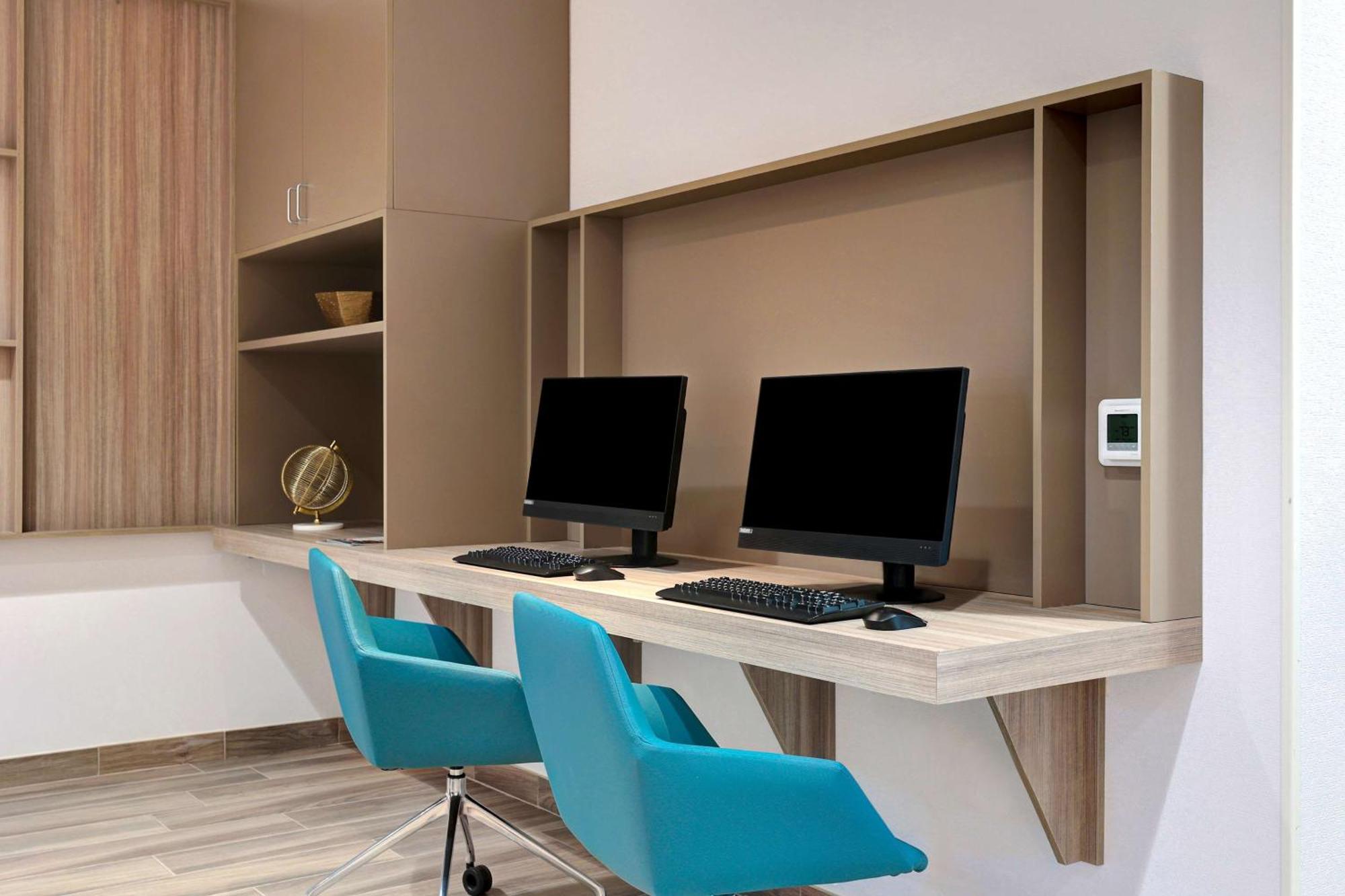 Homewood Suites By Hilton Santa Clarita/Valencia, Ca Екстер'єр фото